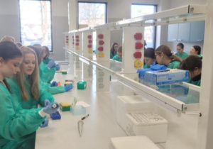 Warsztaty laboratoryjne 3b na UMed