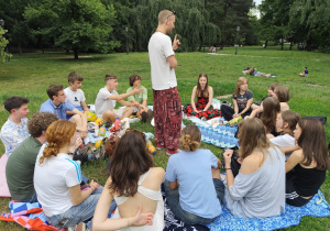 XXI LO Piknikowe podsumowanie tegorocznej działalności koła debat oksfordzkich Ad Prusem w Parku Sienkiewicza.