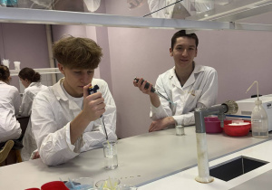 Zajęcia laboratoryjne na UMed