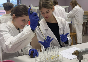 Zajęcia laboratoryjne na UMed