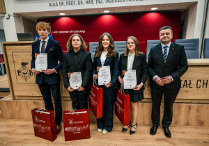 Nasi uczniowie na gali programu MORE na PŁ