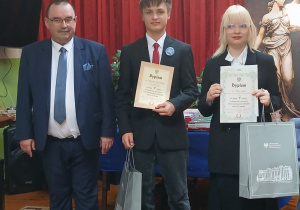 Nikodem Nowak laureatem Olimpiady Wiedzy o Prawie